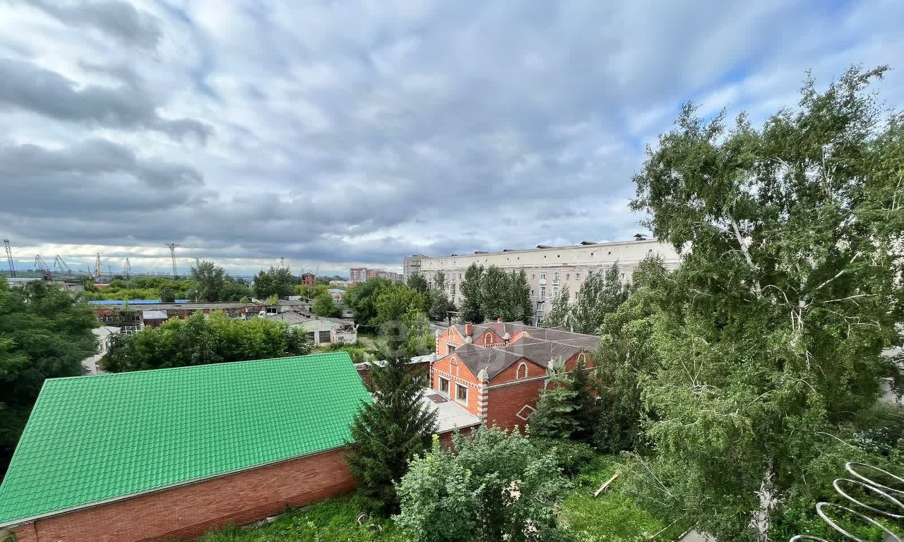 квартира г Омск ул Чайковского 10 фото 25