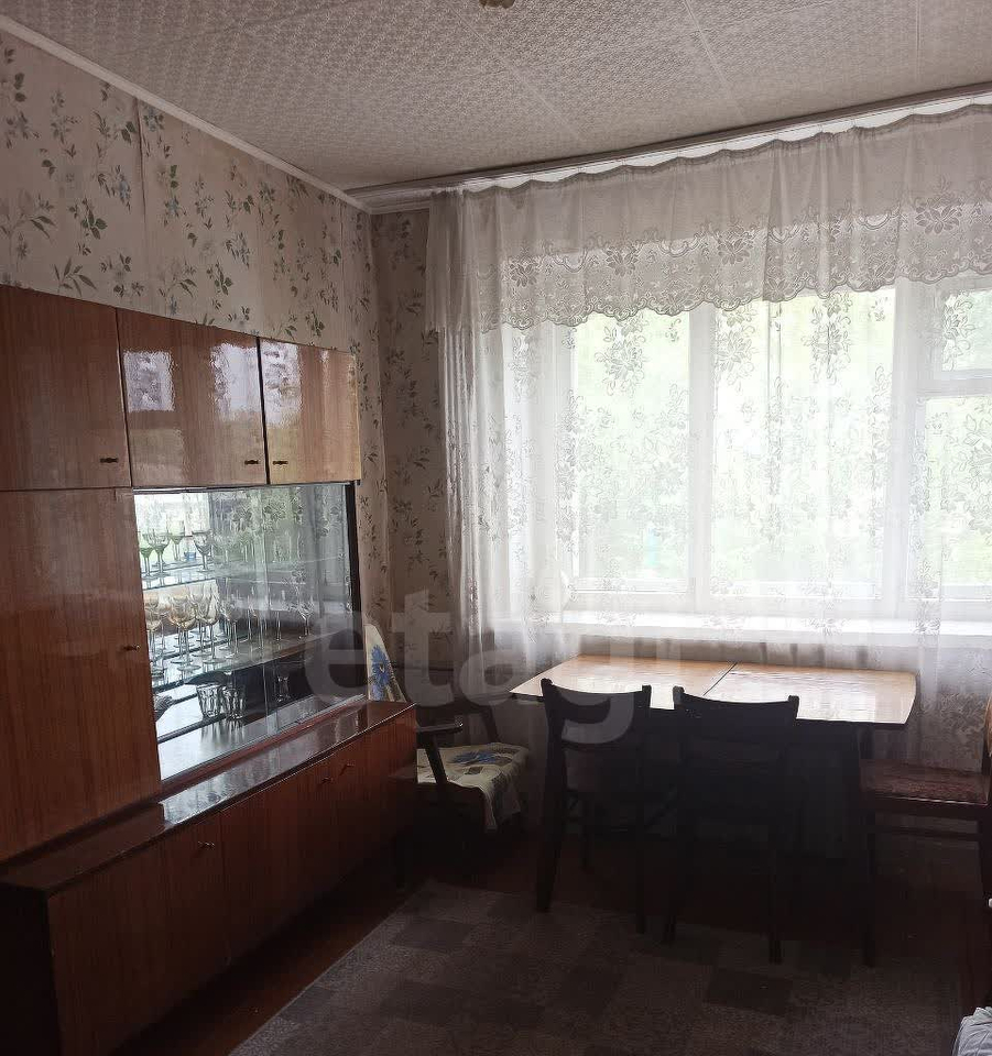квартира г Омск ул Менжинского 1в фото 3