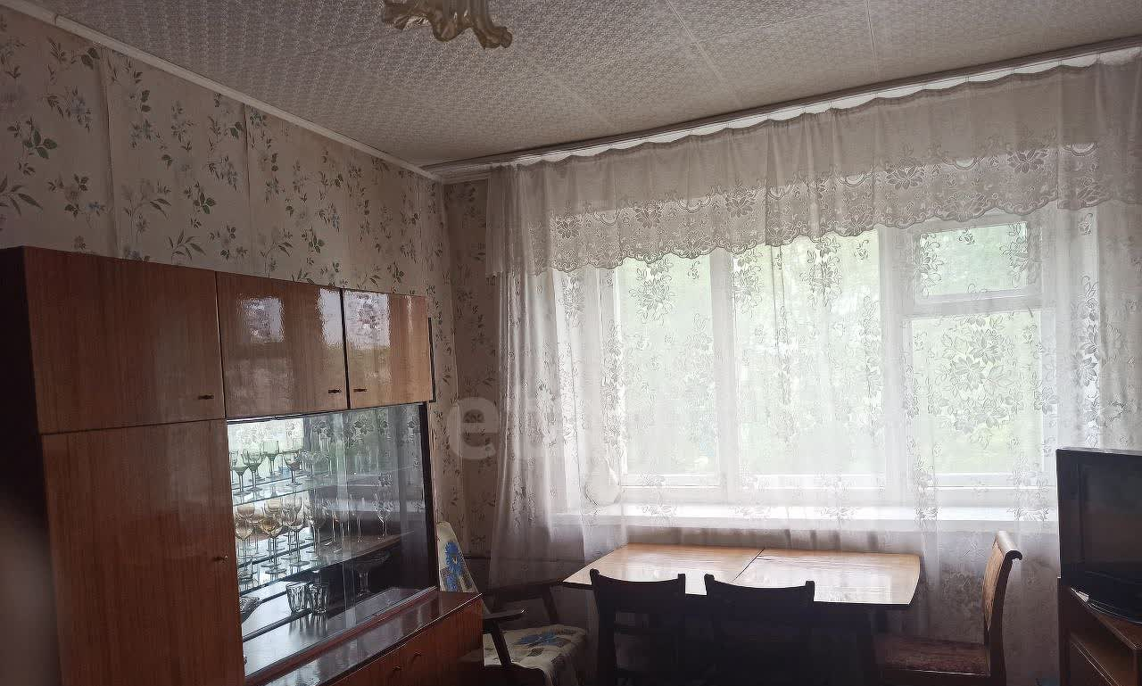 квартира г Омск ул Менжинского 1в фото 6