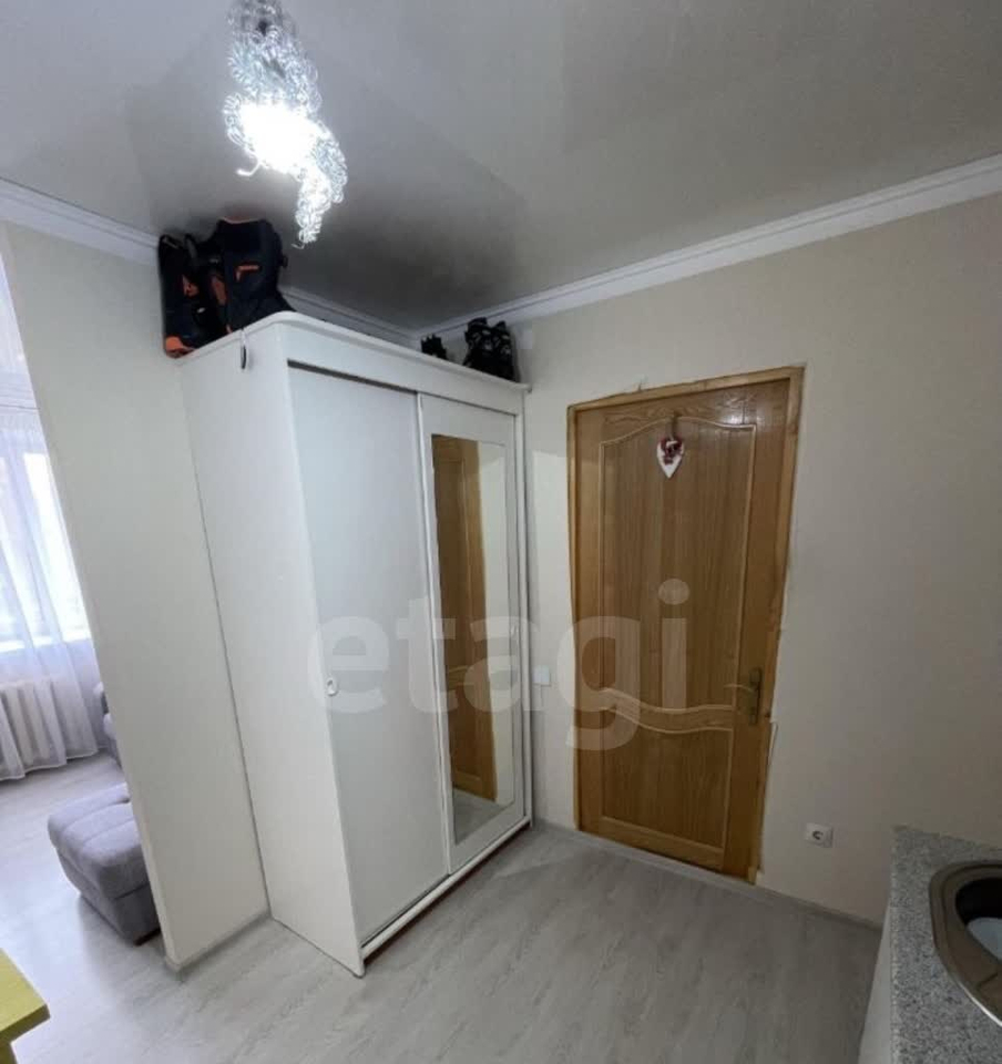 квартира г Омск ул Суровцева 104 фото 7