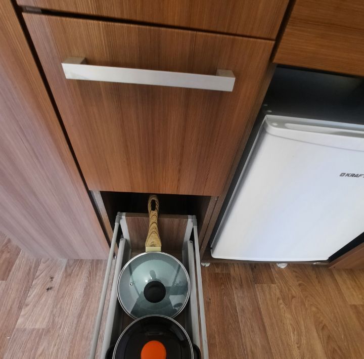 квартира г Красноярск р-н Октябрьский ул Калинина 181 фото 11
