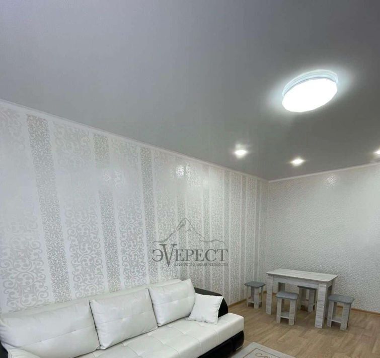 квартира г Старый Оскол Студенческий микрорайон 1/2 фото 2