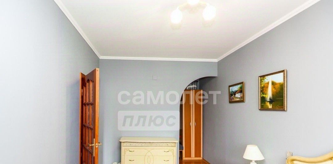 квартира г Сургут ул Дзержинского 6 А фото 7