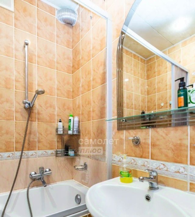 квартира г Сургут ул Дзержинского 6 А фото 26