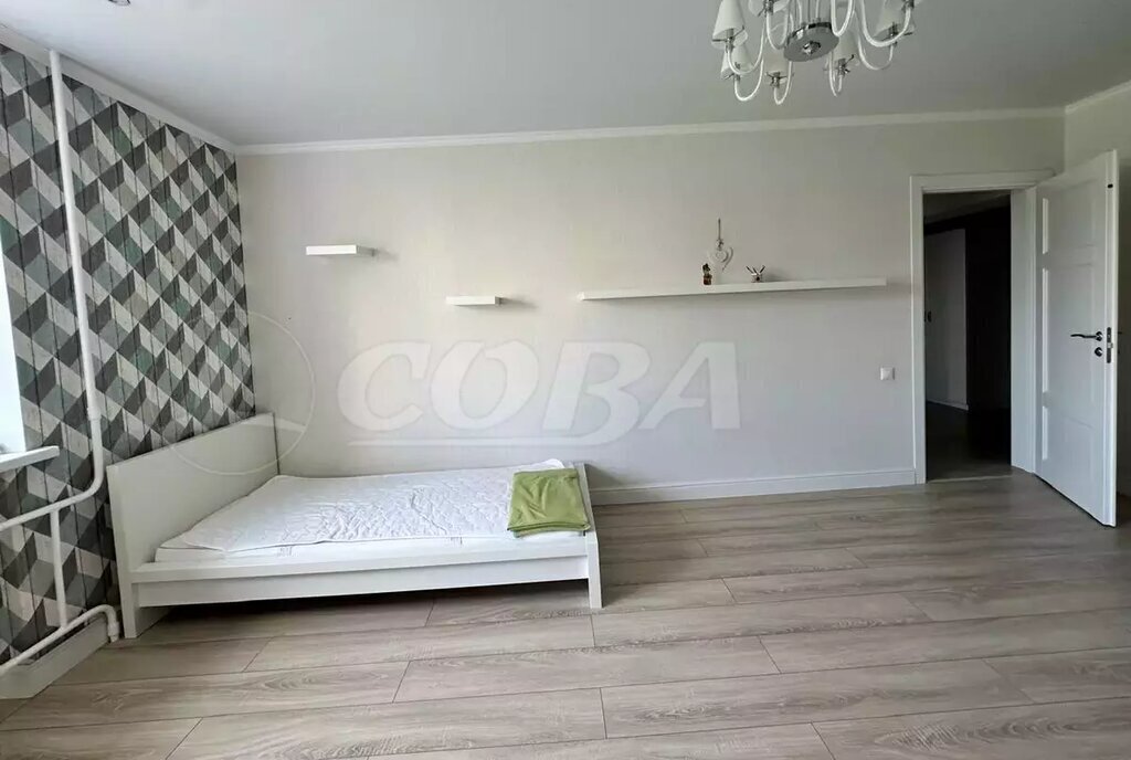 квартира г Тобольск ул Радищева 1 фото 3