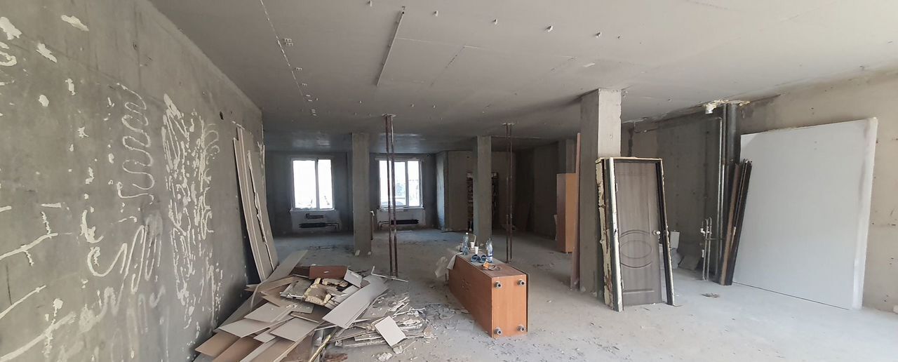 торговое помещение г Омск р-н Кировский б-р Архитекторов 13 фото 4