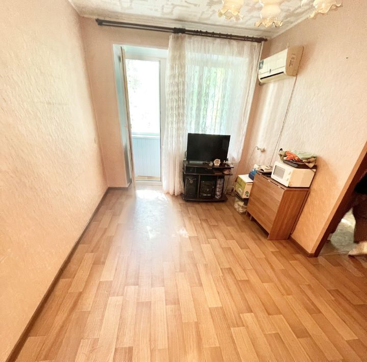 квартира г Волгоград р-н Кировский ул 64-й Армии 30 фото 12