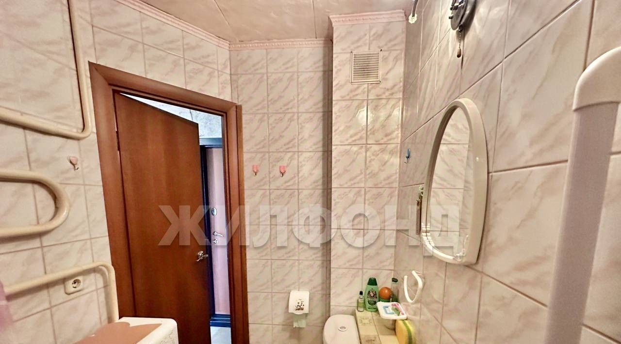 квартира г Новосибирск ул Динамовцев 6 Площадь Маркса фото 18