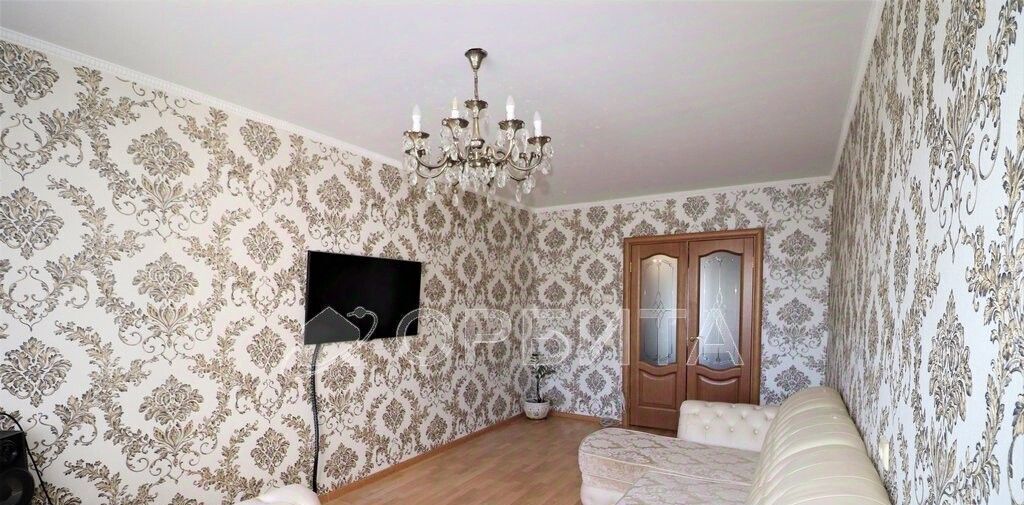 квартира г Тюмень р-н Восточный ул Александра Логунова 12 фото 2