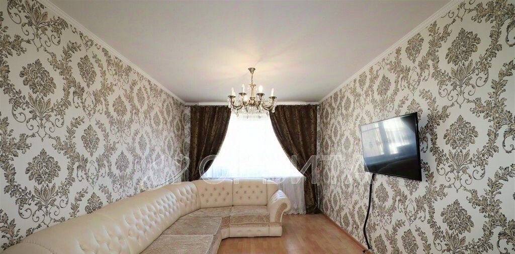 квартира г Тюмень р-н Восточный ул Александра Логунова 12 фото 3