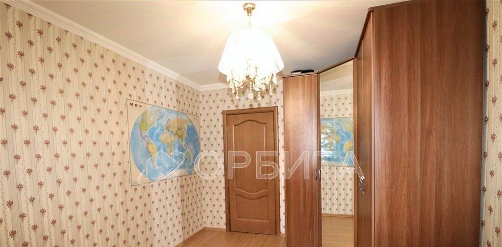 квартира г Тюмень р-н Восточный ул Александра Логунова 12 фото 8