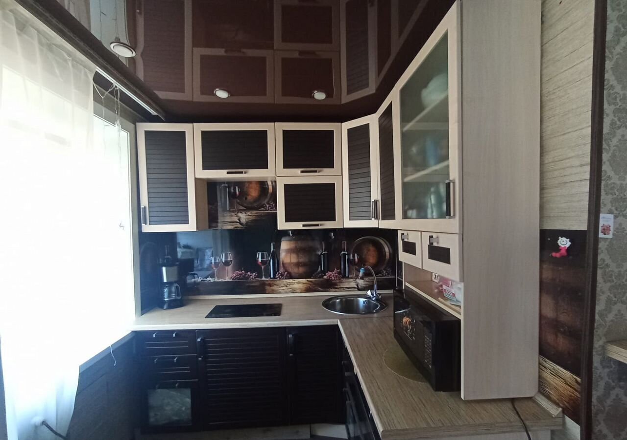 квартира г Белогорск ул Кирова 83 фото 7
