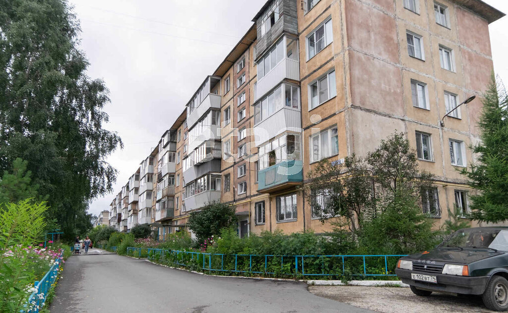квартира г Златоуст ул Строителей 7 фото 3