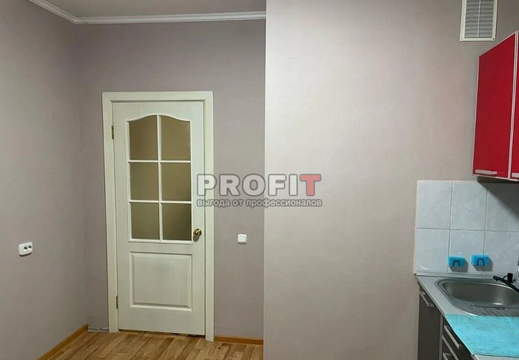 квартира г Красноярск р-н Советский ул Батурина 30к/2 мкр-н Взлётка фото 4