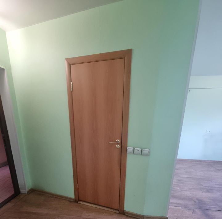 квартира г Омск р-н Кировский ул Мельничная 87к/3 фото 4