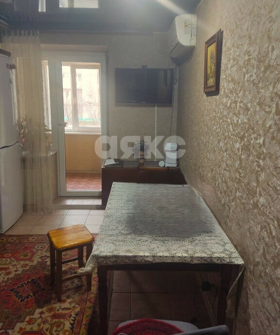 квартира г Волгоград р-н Тракторозаводский ул им. Николая Отрады 24 фото 13