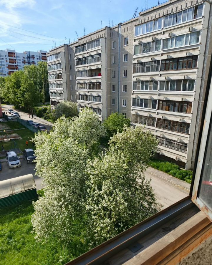 квартира г Екатеринбург р-н Октябрьский Атмосферная ул., 11 фото 3