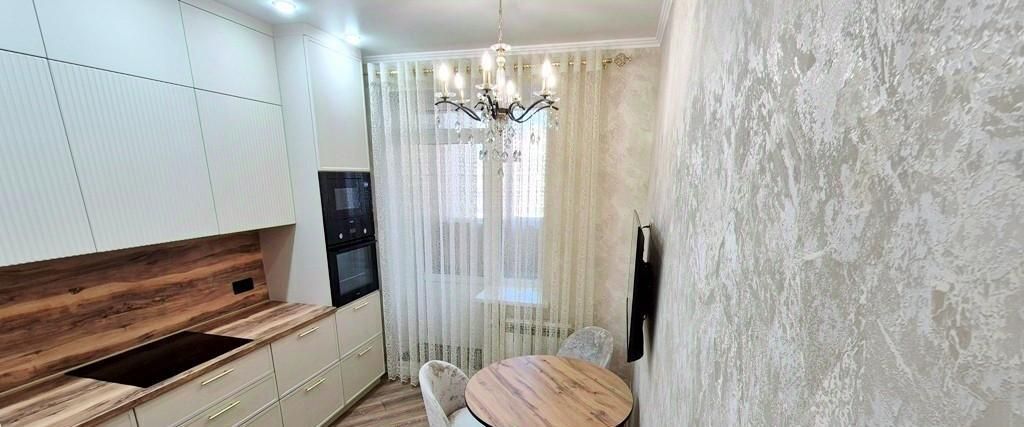 квартира г Омск р-н Кировский ул Перелета 28 фото 2