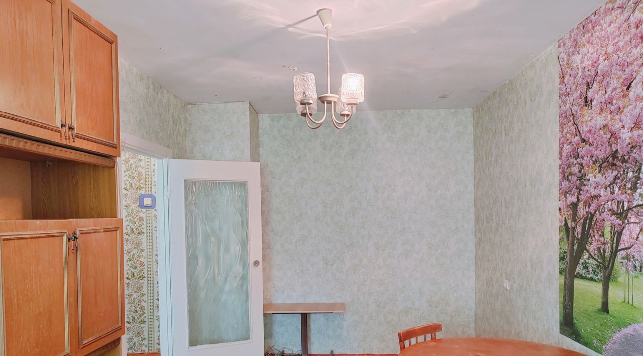 квартира г Волгоград р-н Дзержинский ул Шекснинская 10 фото 6