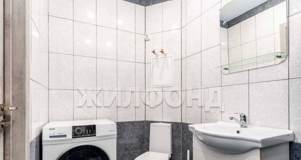 квартира г Новосибирск р-н Дзержинский пр-кт Дзержинского 81 фото 4