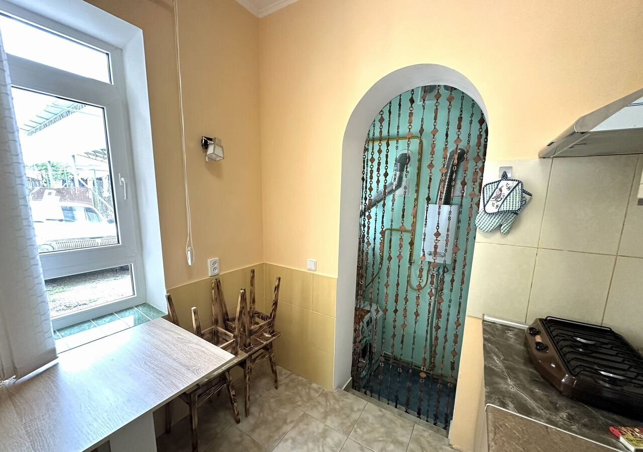 квартира г Симферополь р-н Киевский ул Титова 14 фото 10