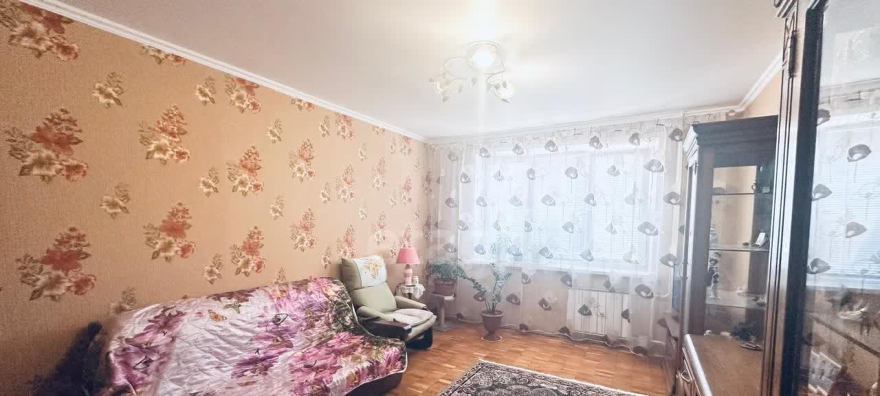 квартира г Тольятти р-н Автозаводский 10 квартал 10-й квартал ул Ворошилова 16 м-н фото 4