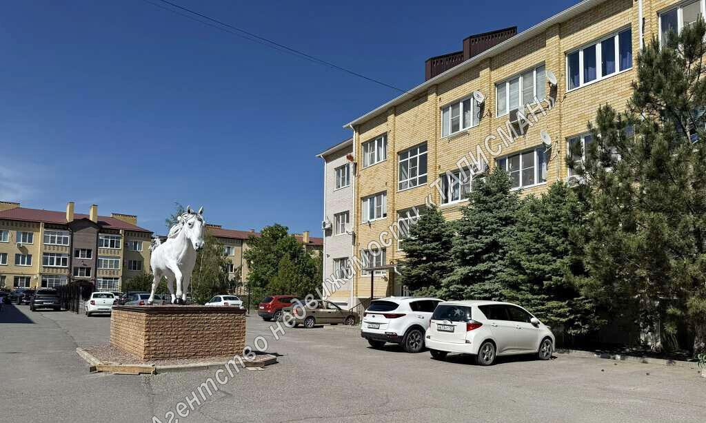 квартира г Таганрог ул Кленовая 23 фото 1