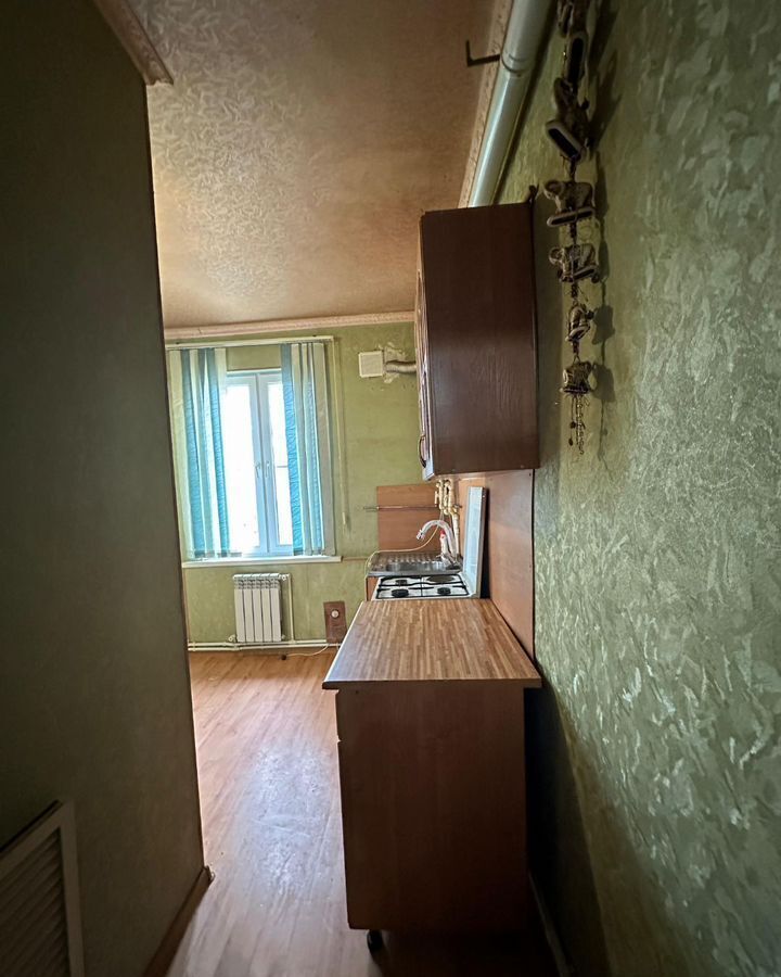 квартира г Астрахань р-н Советский ул Батайская 18 фото 2
