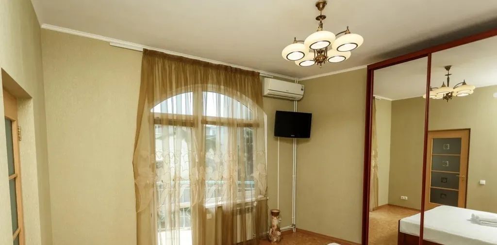 комната г Алушта п Утес ул Гагариной 25/312 фото 2