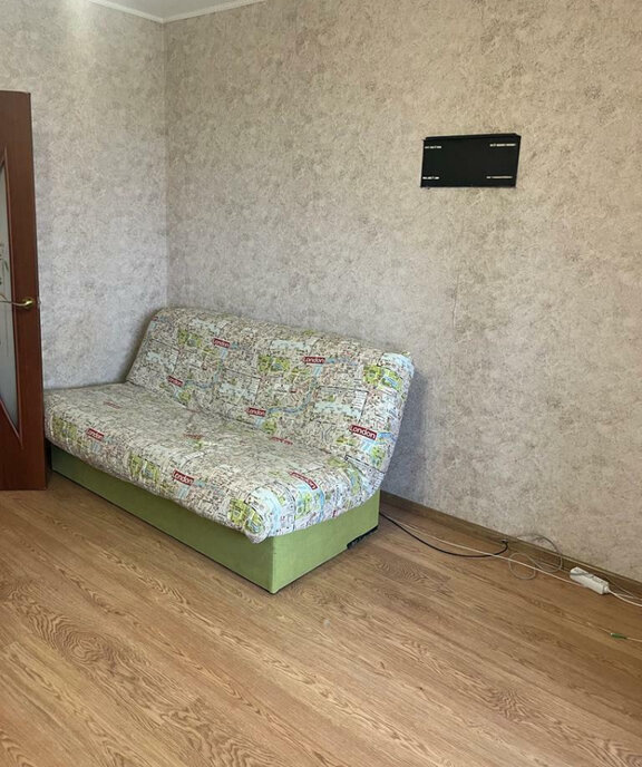 квартира г Нижний Тагил р-н Тагилстроевский ул Красная 10а фото 1
