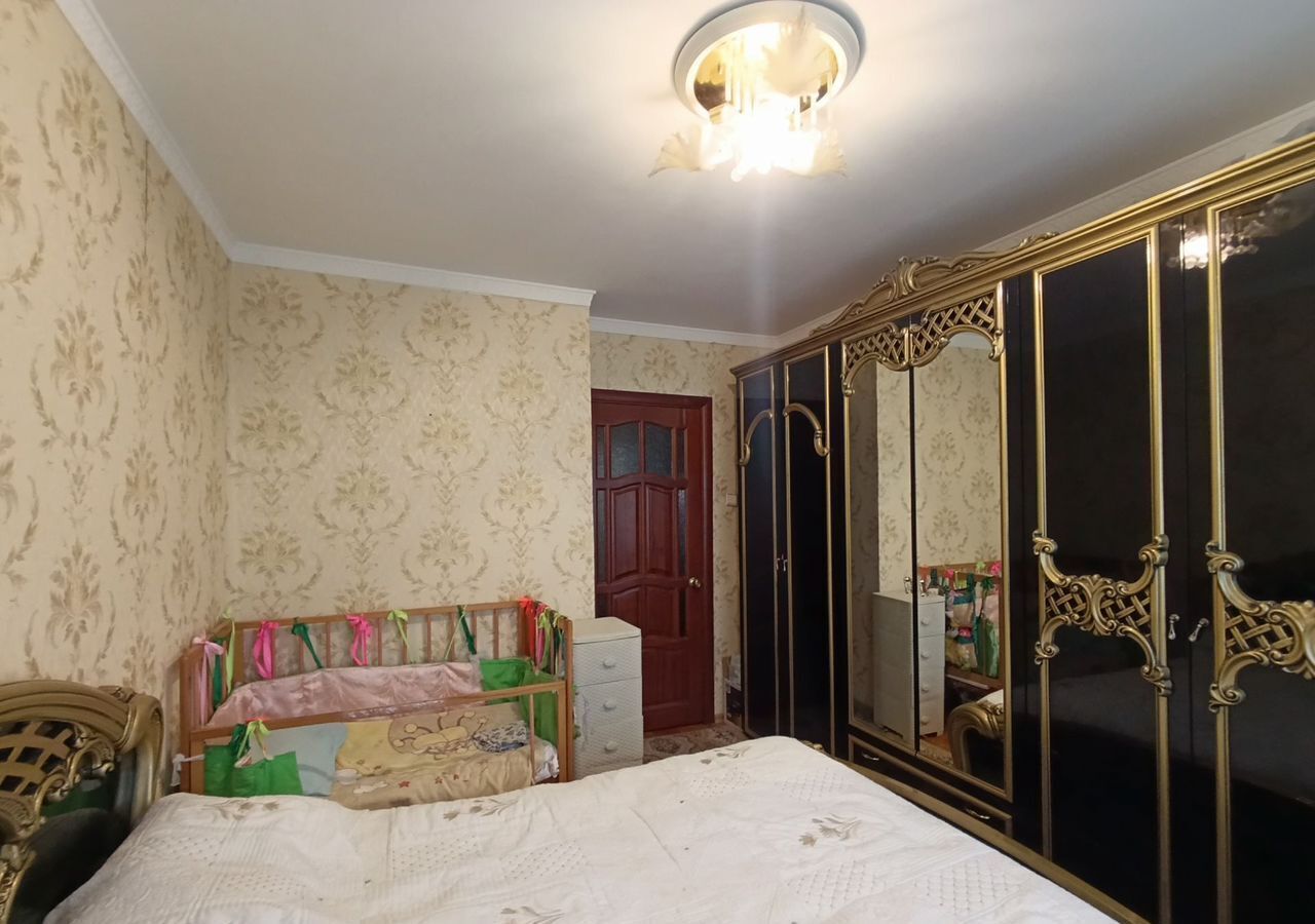 квартира г Тольятти р-н Автозаводский 10 квартал ул Ворошилова 12 фото 3