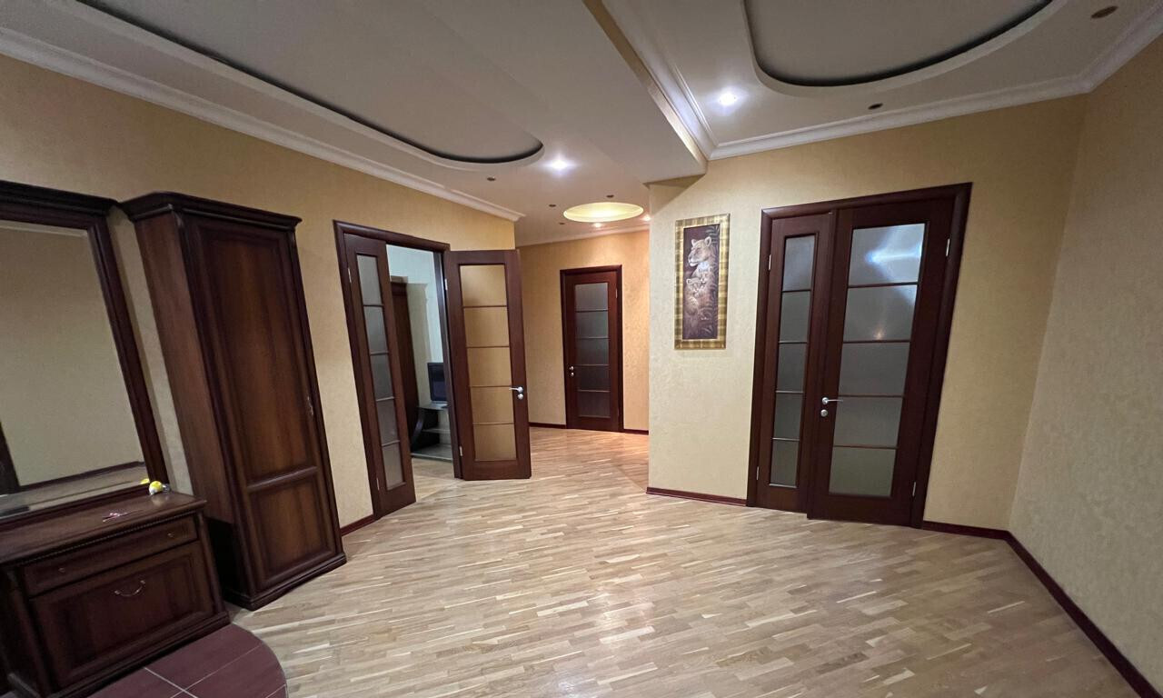 квартира г Махачкала р-н Ленинский ул Ирчи Казака 77б фото 12