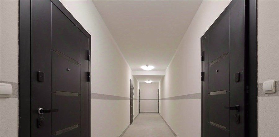 квартира г Калининград р-н Центральный ул Сержанта Мишина 83к/2 фото 14