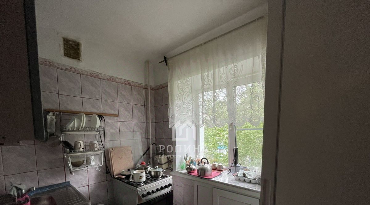 квартира г Комсомольск-на-Амуре Центральный округ ул Кирова 68к/2 фото 3