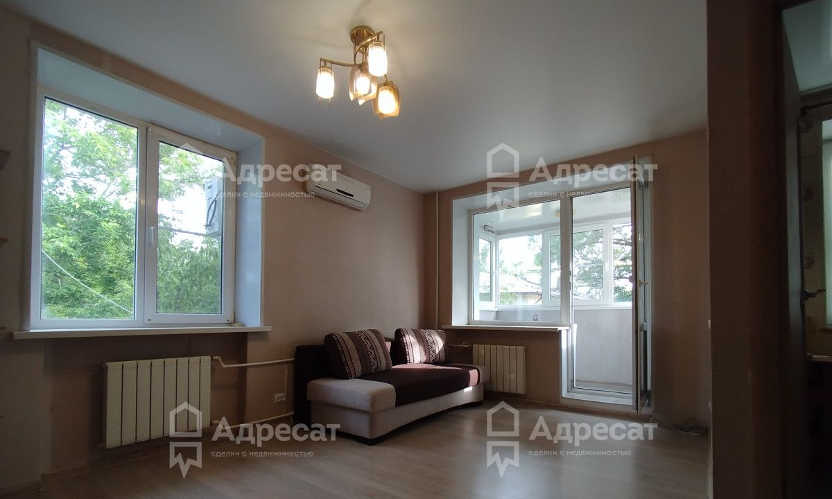 квартира г Волгоград р-н Дзержинский ул им. Тургенева 17 фото 1