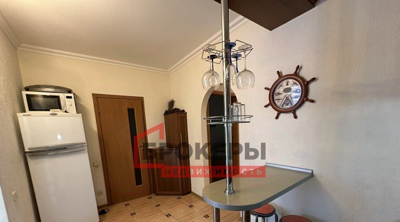 квартира г Алушта п Семидворье мкр Волна 1 фото 4