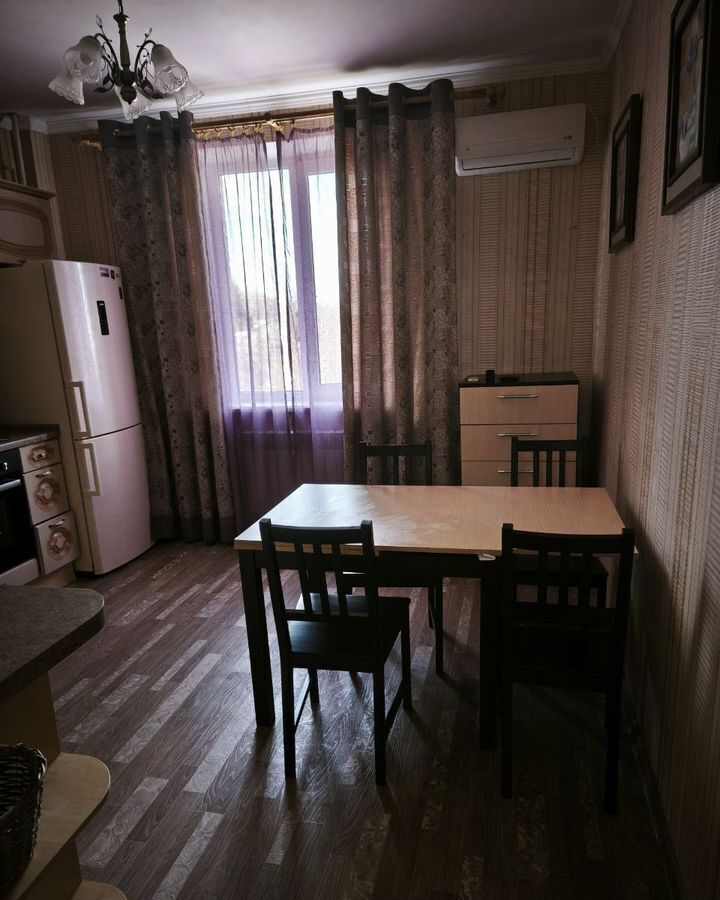 квартира г Новошахтинск ул Базарная 19 фото 6