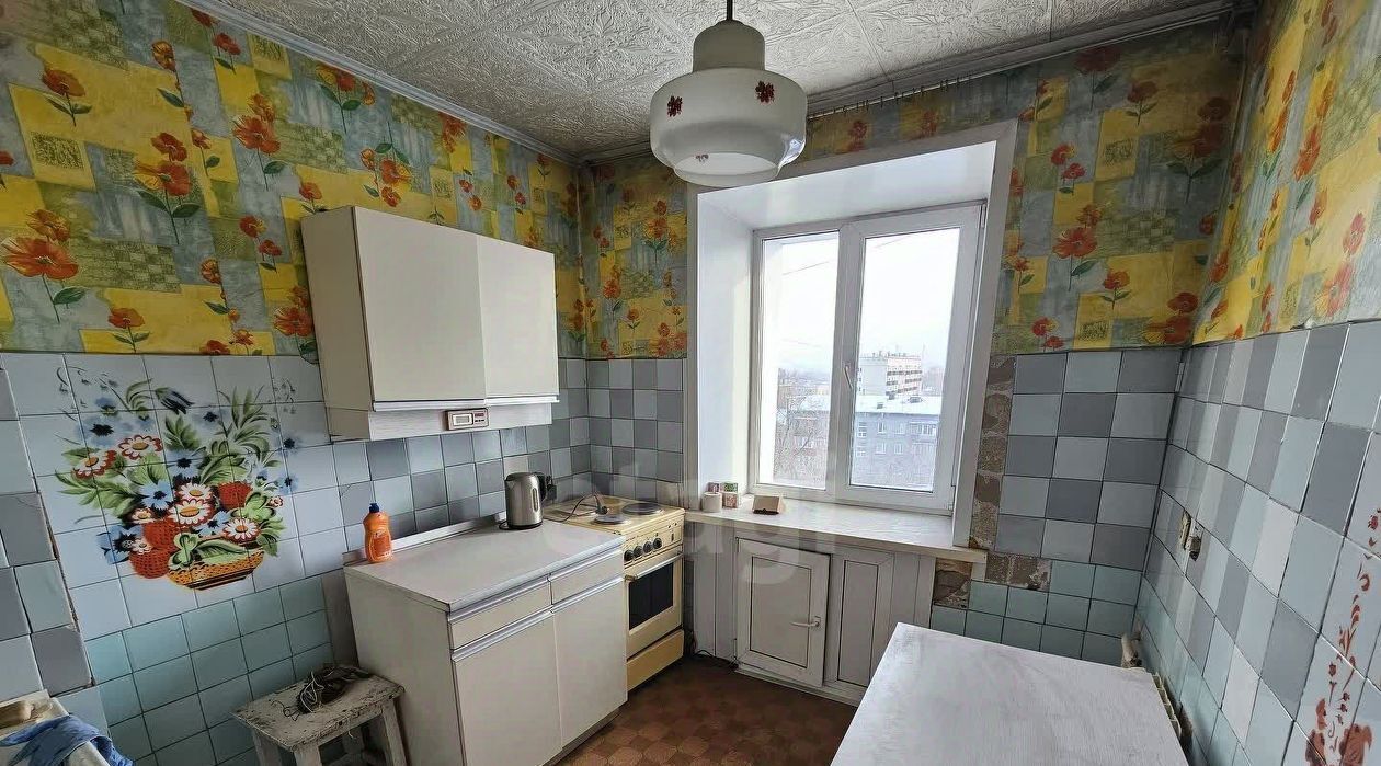квартира г Новокузнецк р-н Кузнецкий ул Петракова 57 фото 1