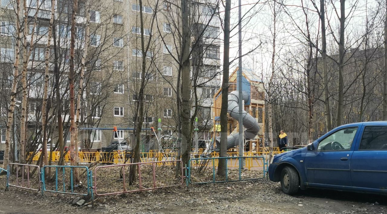 квартира г Мурманск р-н Октябрьский ул Академика Книповича 49к/2 фото 8