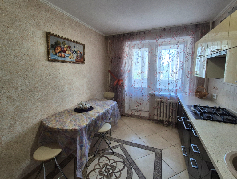 квартира г Брянск рп Радица-Крыловка Бежицкий район мкр Московский 42/1 фото 2