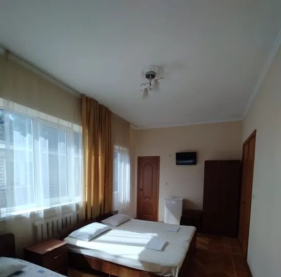 комната г Геленджик ул Октябрьская 63 Центр фото 3