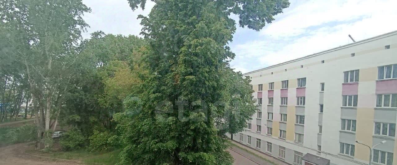 квартира г Набережные Челны р-н Комсомольский 8-й комплекс ГЭС 27 фото 5