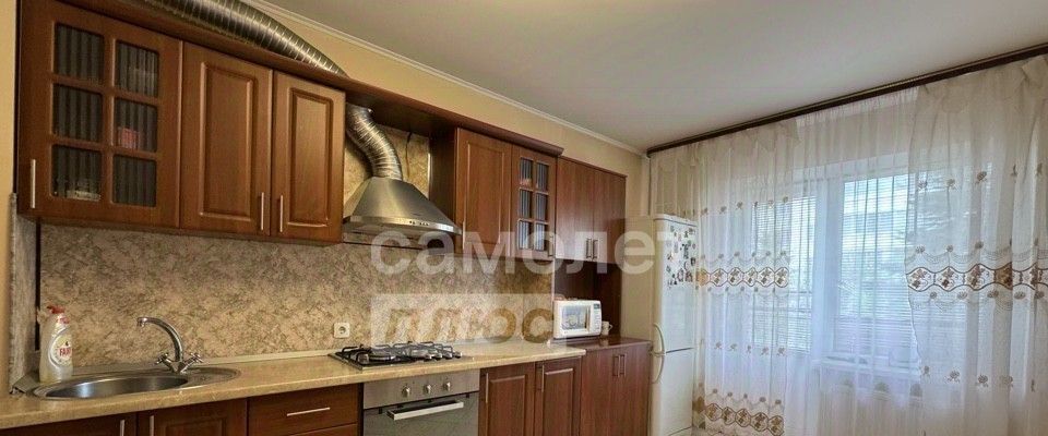 квартира г Брянск р-н Советский ул Брянского Фронта 28к/1 фото 1