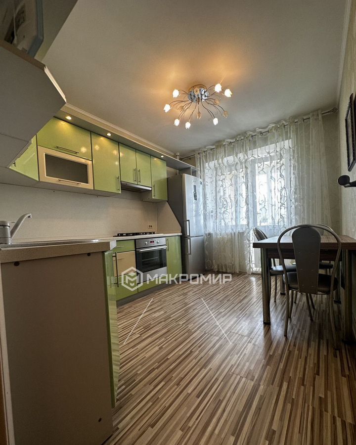 квартира г Брянск р-н Володарский ул Красный Маяк 104 фото 2