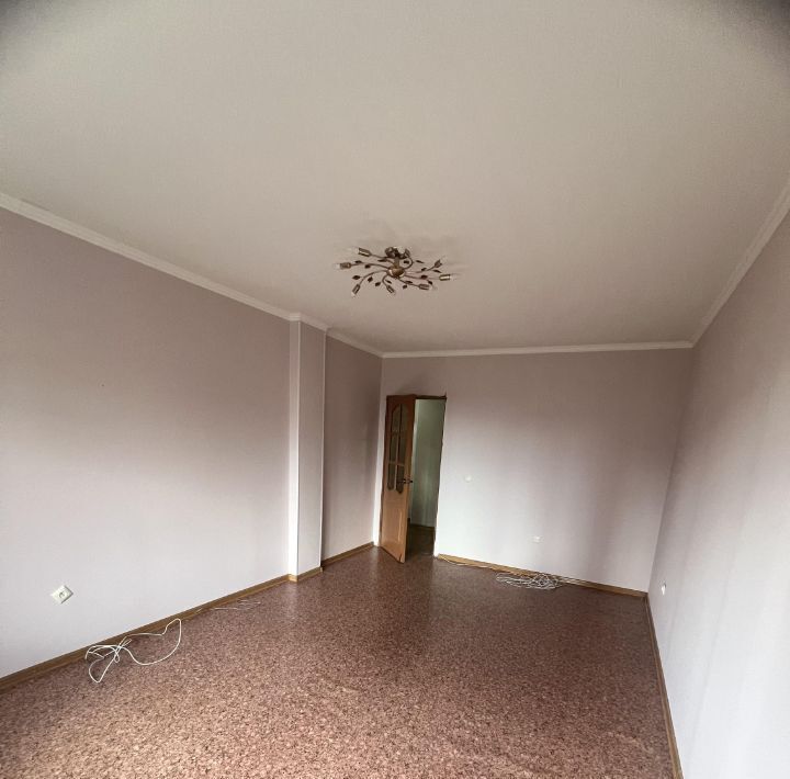 квартира г Омск р-н Кировский ул Туполева 2к/1 фото 2