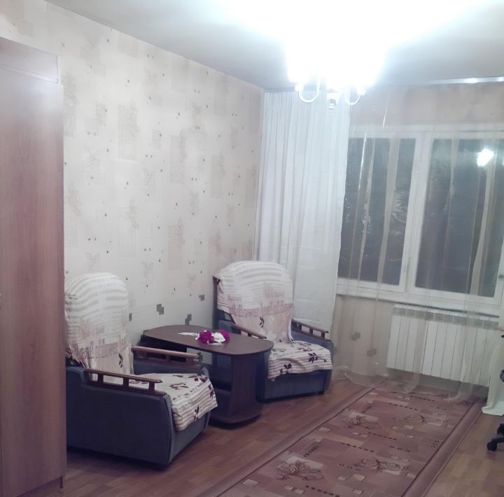 комната г Тольятти р-н Автозаводский б-р Орджоникидзе 7 5-й кв-л фото 2