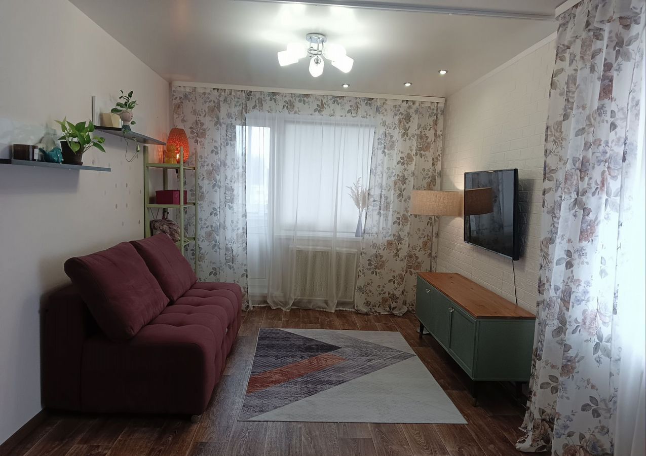 квартира г Пермь р-н Орджоникидзевский ул Уссурийская 21а фото 1
