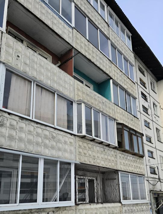 комната г Иркутск р-н Свердловский ул Маршала Конева 14 фото 2