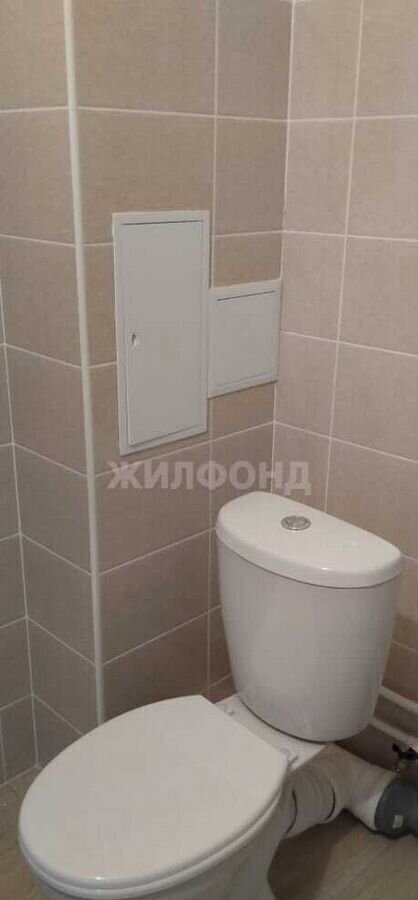 квартира г Новосибирск р-н Кировский ул Петухова 162 фото 3