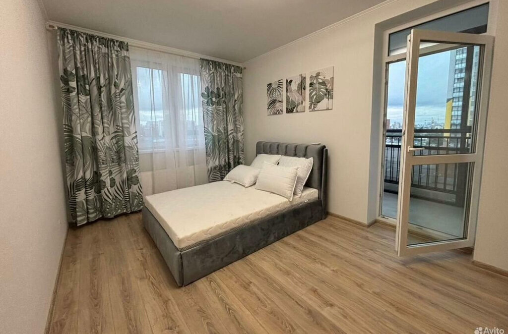 квартира г Екатеринбург Уральская пр-кт Космонавтов 7а фото 1